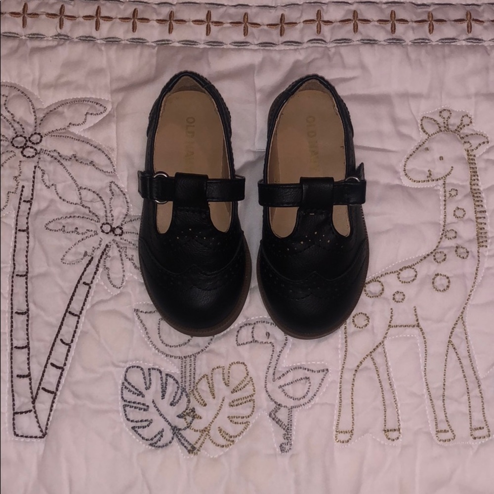 Adorable toddler sandals